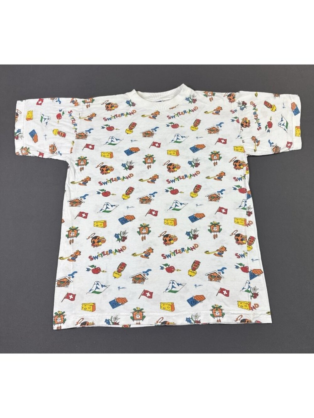 Vintage 90s Switzerland AOP Art Cute Shirt Cheese Mountain Fruit Apple Large Tee